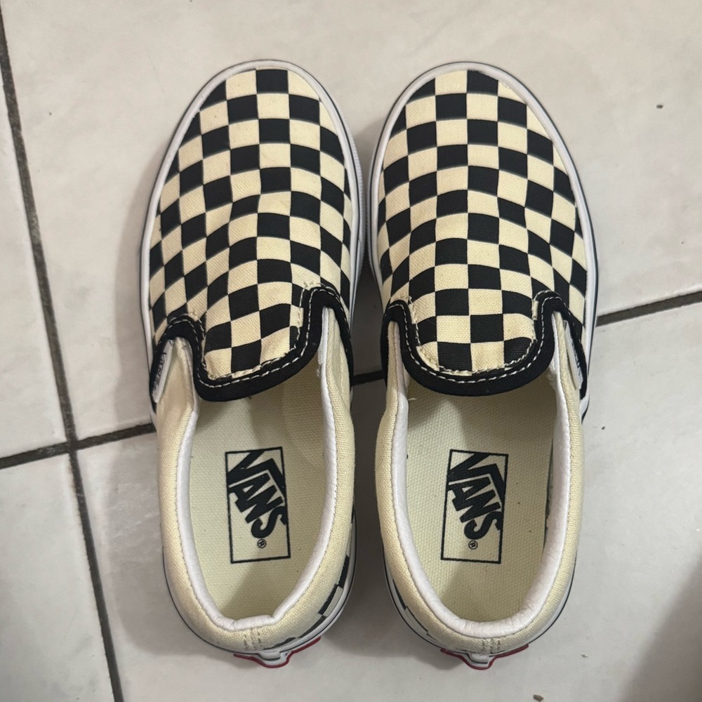 Kids vans checkerboard size 12.5